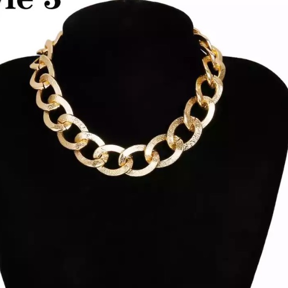 NEW 18k Gold Plated Necklace - Picture 2 of 3